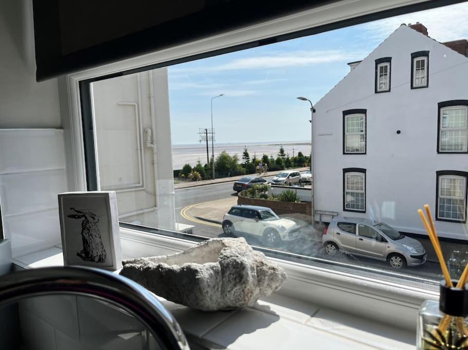 Beautiful Seafront Studio Apartment Cleethorpes Exterior photo